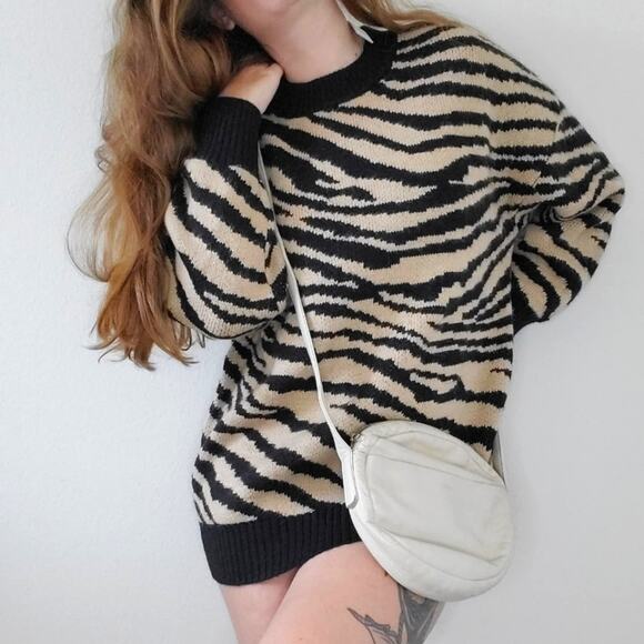 NWT Sanctuary tiger striped oversized sweater - Picture 1 of 3
